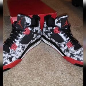 Jordan Retro 4 tattoo day 10.5